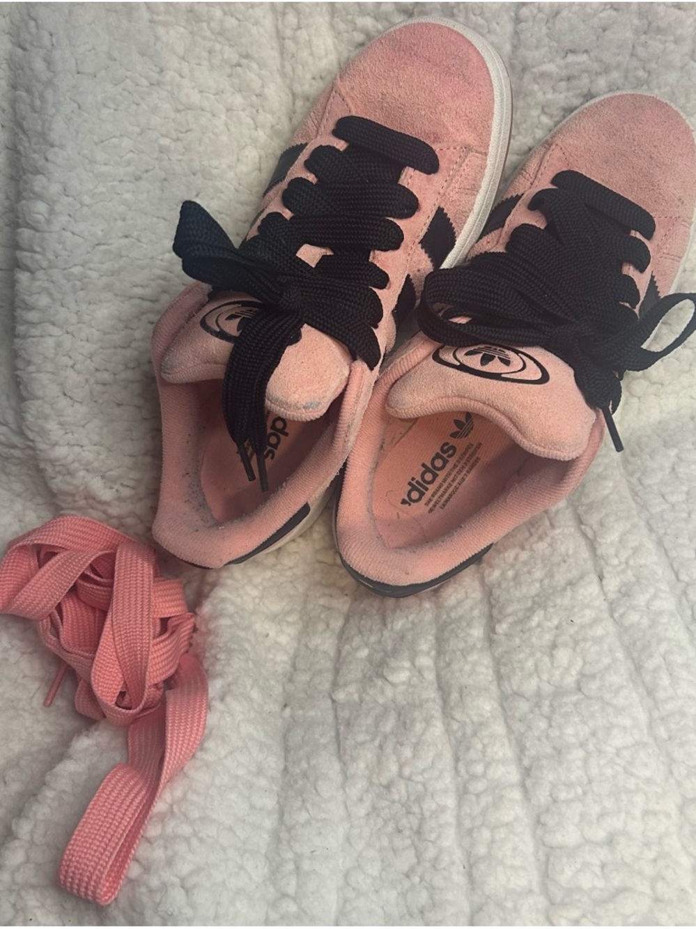 Adidas Campus 00s Pink Suede Sneakers Size 9 💕 Black Stripes + Extra Laces